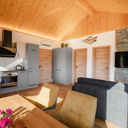 Tiny House Near Millstatt & Goldeck, Mountain View, & Nature Dom wakacyjny